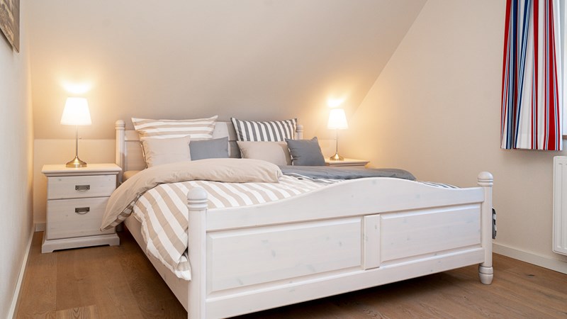 Ferien im Dünenhaus Glowe auf Rügen Schlafzimmer