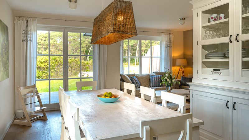 Ferien im Dünenhaus Ole und Lasse Insel Rügen Esszimmer